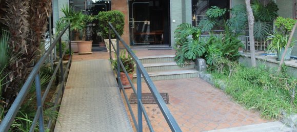 4 bedrooms Apartment in Portici, Italy No. 373313 2