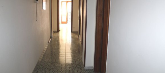 4 bedrooms Apartment in Portici, Italy No. 373313 15