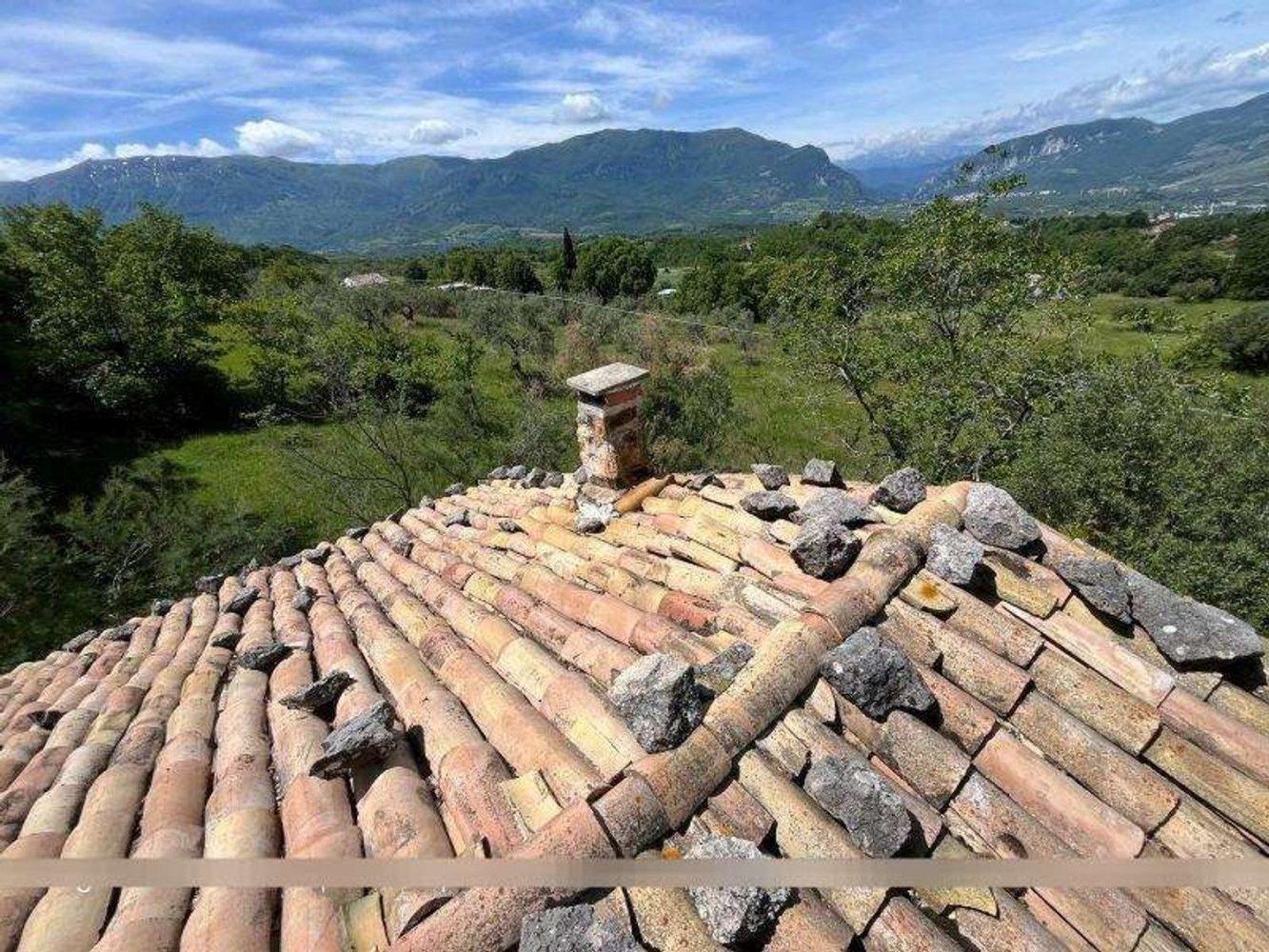 3 Schlafzimmer Haus in San Valentino in Abruzzo Citeriore, Italy, Nr. 313256