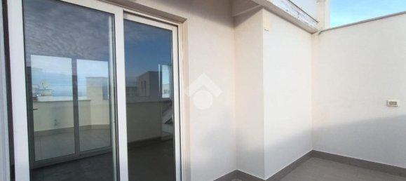 Garaje de 1 habitación en Polignano a Mare, Italy No. 102166 13