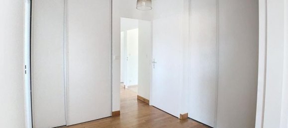 3 bedrooms Apartment in Corbeil-Essonnes, France No. 147724 7