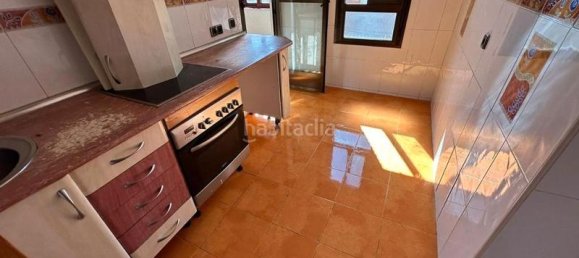 3 bedrooms Apartment in Fuenlabrada, Spain No. 137076 10