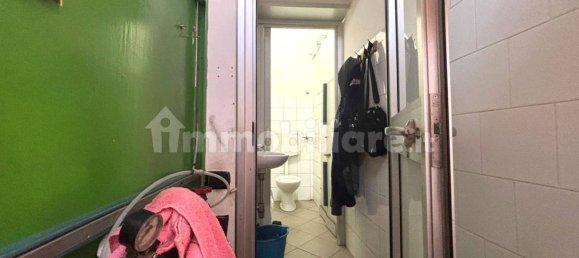 1 room Commercial property in Pomigliano d'Arco, Italy No. 25376 3