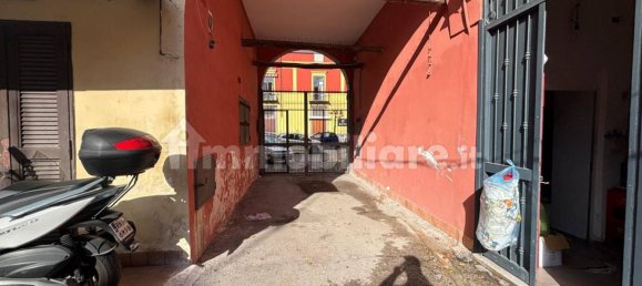 1 room Commercial property in Pomigliano d'Arco, Italy No. 25376 4