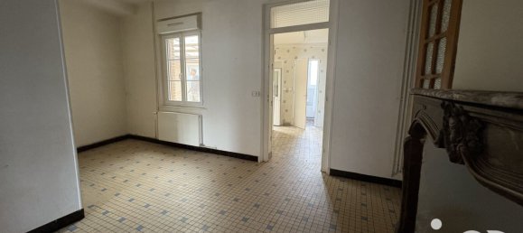 3 bedrooms House in Montdidier, France No. 316249 4