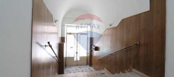 Квартира с 5 комнатами в Катания, Италия № 300920 6