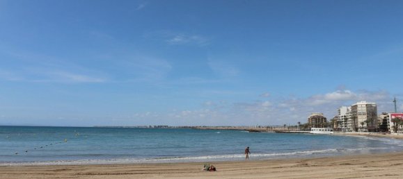 400m² Commercial property in Torrevieja, Spain No. 28354 50