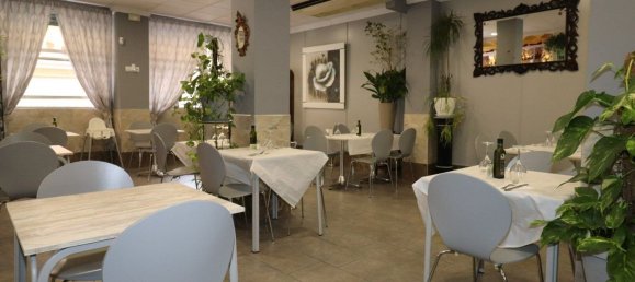 400m² Commercial property in Torrevieja, Spain No. 28354 11