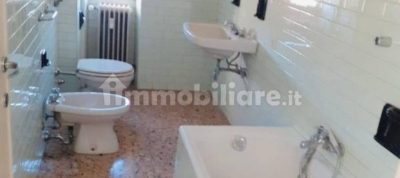 2 bedrooms Apartment in Cardano al Campo, Italy No. 122553 18
