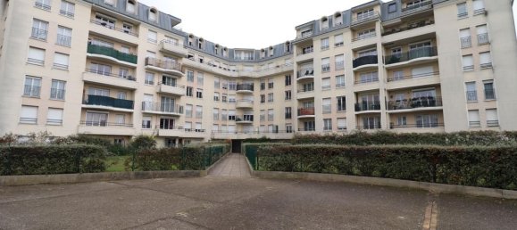 1 bedroom Apartment in Viry-Chatillon, France No. 161775 10