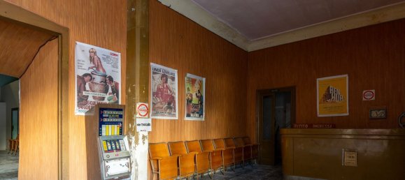 4 rooms House in Lizzano, Italy No. 285283 5