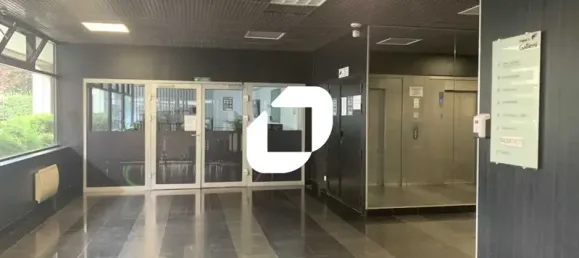 316m² Office in Boulogne-Billancourt, France No. 300014 24