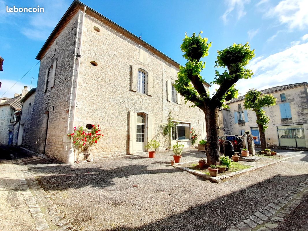 Apartamento de 3 dormitorios en Issigeac, France No. 340092