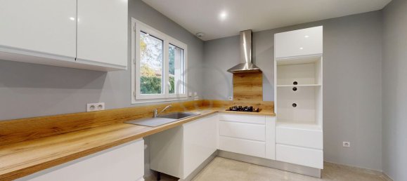 3 Schlafzimmer Villa in Beaufort, France, Nr. 204677 2