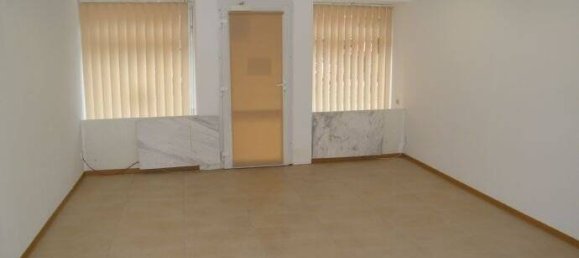 8 rooms Building in Tirschenreuth, Germany No. 161774 21