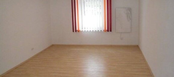 8 rooms Building in Tirschenreuth, Germany No. 161774 10