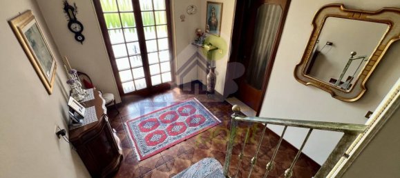 Villa T3 em Borgo San Giovanni, Italy N.º 377433 5