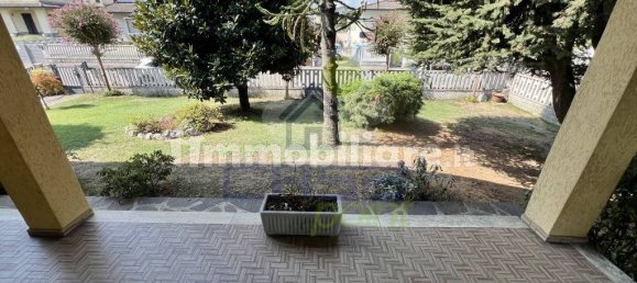Villa T3 em Borgo San Giovanni, Italy N.º 377433 3
