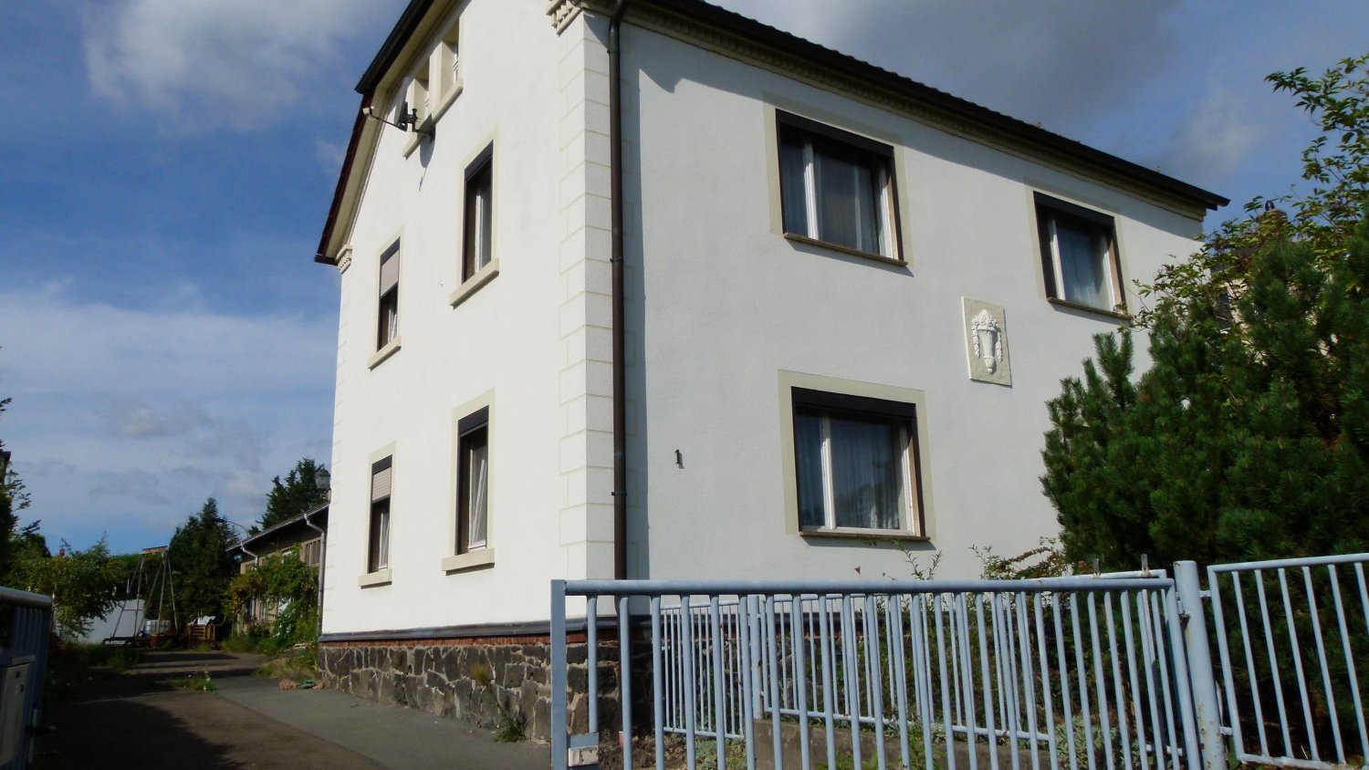 Casa de 6 habitaciónes en Riesa, Germany No. 32944
