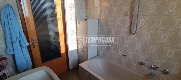 5-Zimmer Villa in Bergamo, Italy, Nr. 238973 36