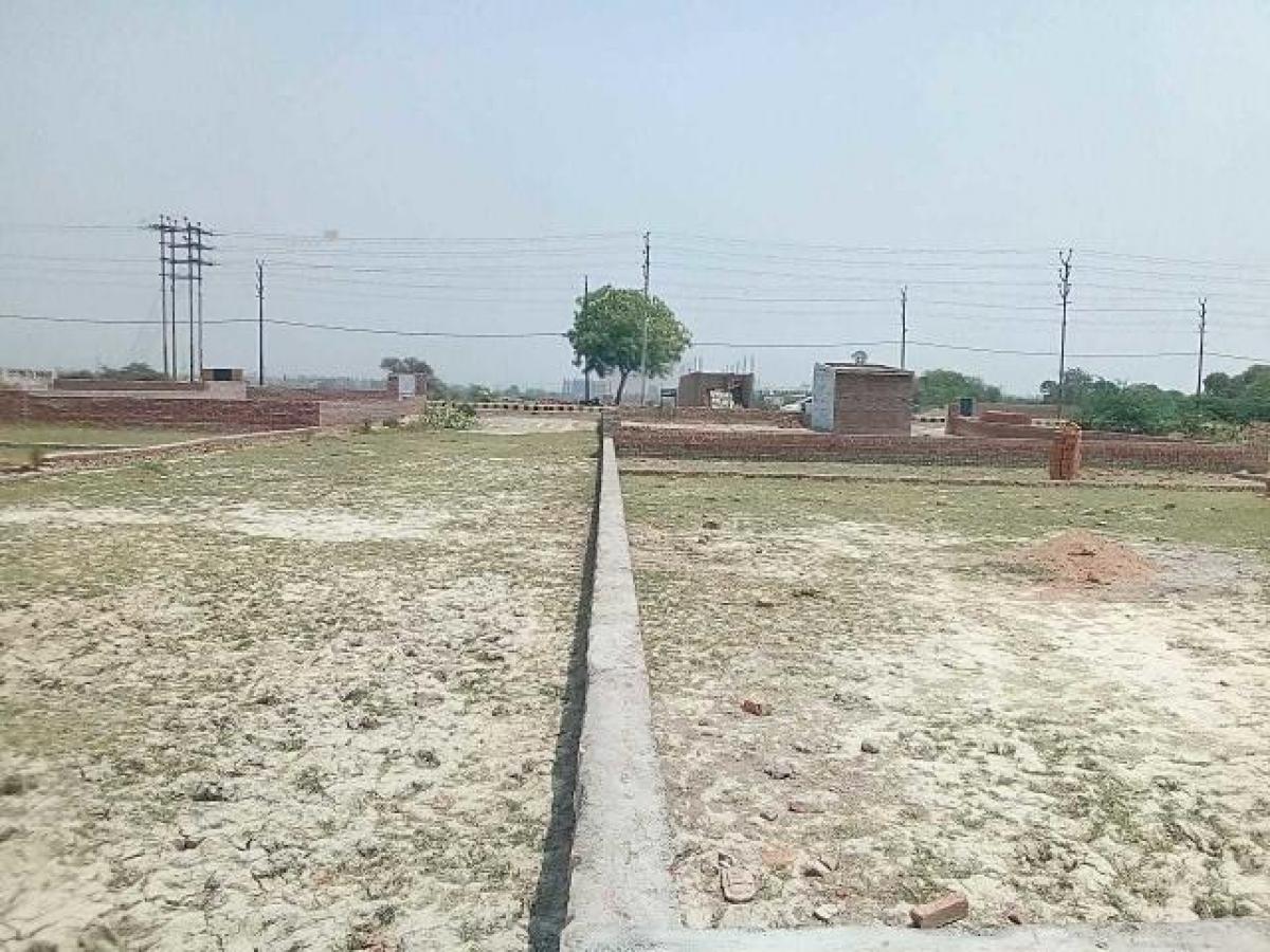  Land in Kanpur, India No. 34887