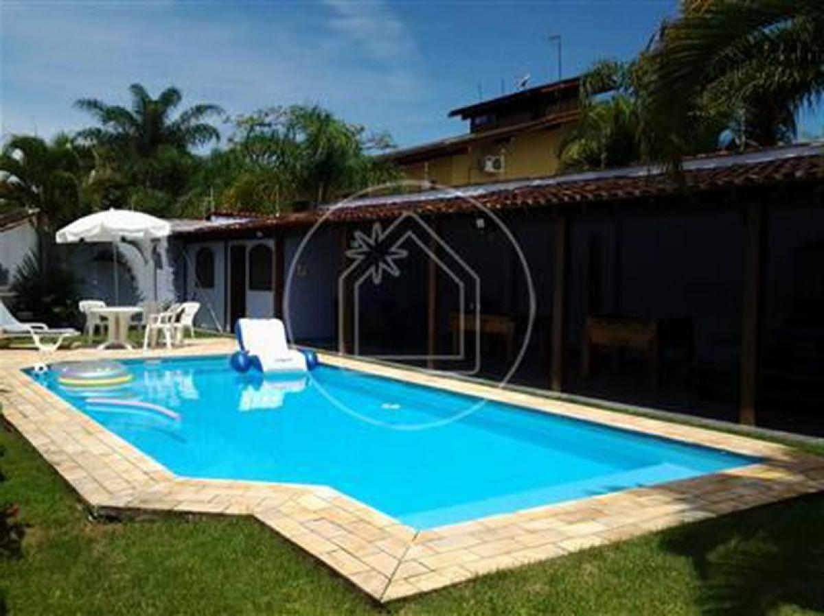 Casa de 4 dormitorios en Sao Paulo, Brazil No. 543475