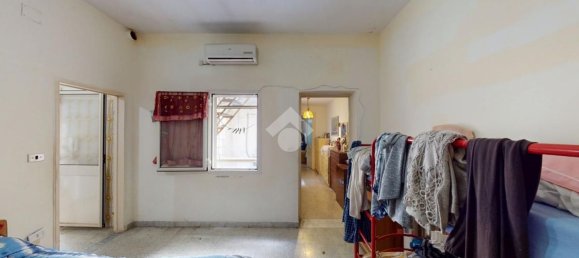 Квартира с 2 спальнями в Бриндизи, Италия № 340755 16