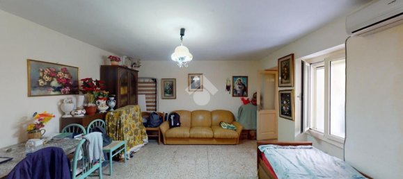 Квартира с 2 спальнями в Бриндизи, Италия № 340755 2