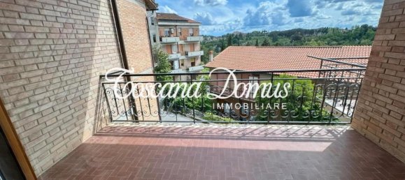 Apartamento de 7 habitaciónes en Siena, Italy No. 39281 4