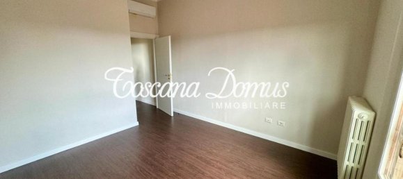 Apartamento de 7 habitaciónes en Siena, Italy No. 39281 23