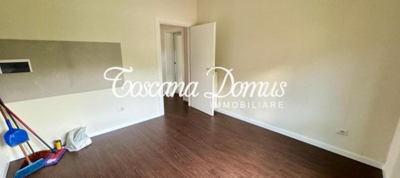 Apartamento de 7 habitaciónes en Siena, Italy No. 39281 11