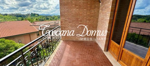 Apartamento de 7 habitaciónes en Siena, Italy No. 39281 3