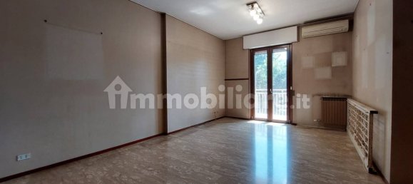 Apartamento T2 em Rozzano, Italy N.º 326191 14