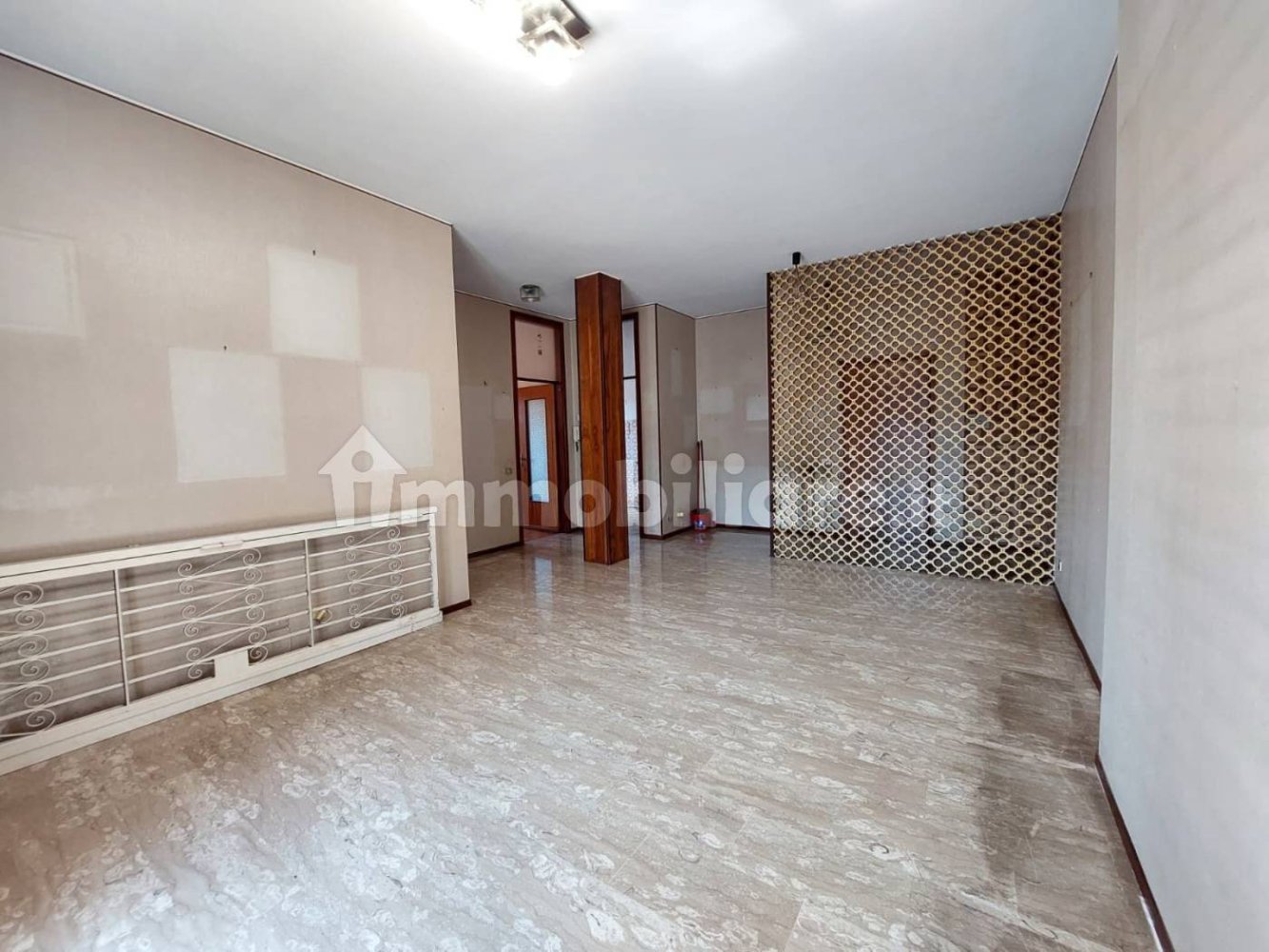 Apartamento T2 em Rozzano, Italy N.º 326191