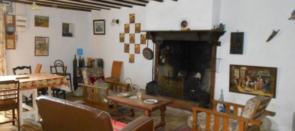 2 bedrooms Commercial property in Javron-les-Chapelles, France No. 1843 2