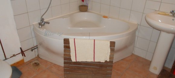 2 bedrooms Commercial property in Javron-les-Chapelles, France No. 1843 5