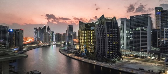 4 bedrooms Apartment in Dubai, UAE No. 40469 12