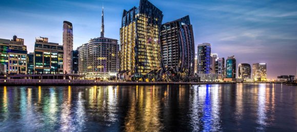 4 bedrooms Apartment in Dubai, UAE No. 40469 9