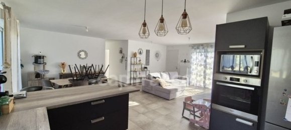 3 bedrooms House in Villefranche-sur-Cher, France No. 154760 3