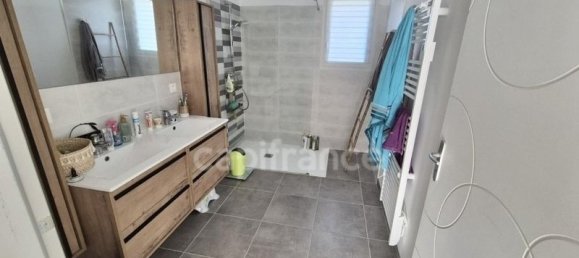 3 bedrooms House in Villefranche-sur-Cher, France No. 154760 4