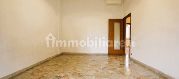 2 bedrooms Apartment in Monza, Italy No. 325983 18