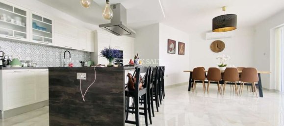 2 bedrooms Apartment in Zurrieq, Malta No. 15 4