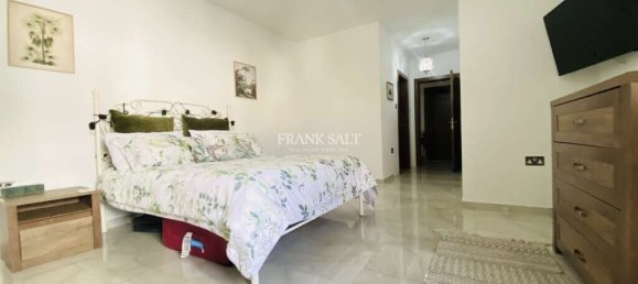 2 bedrooms Apartment in Zurrieq, Malta No. 15 31