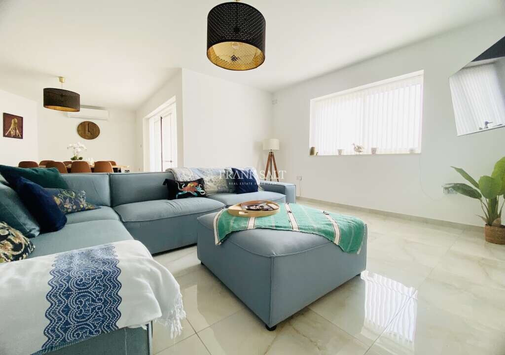 2 bedrooms Apartment in Zurrieq, Malta No. 15