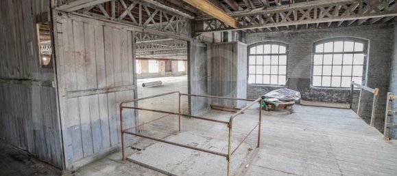 3500m² Office in Tourcoing, France No. 277037 10