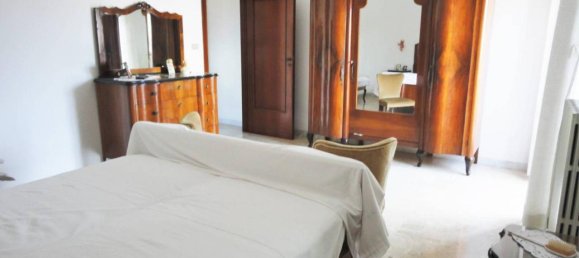 Квартира с 3 комнатами в Монтемезола, Италия № 147114 16