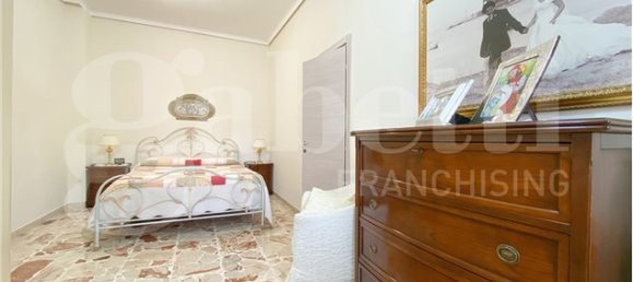 3 rooms House in Pachino, Italy No. 176864 12