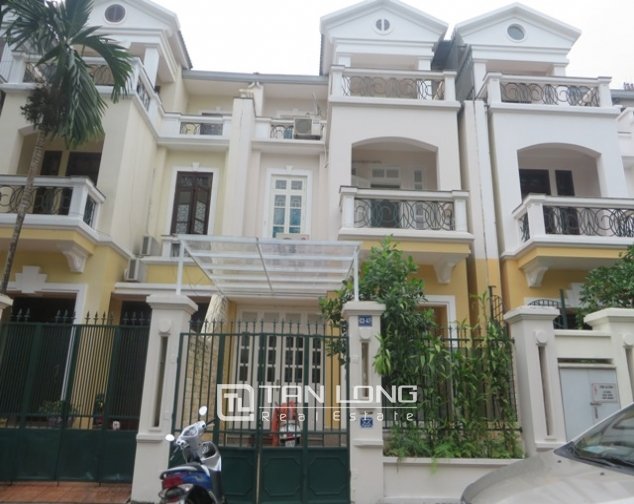 4 bedrooms Villa in Tay Ho, Vietnam No. 2431