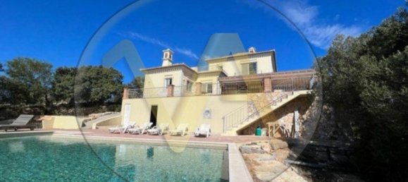 4 bedrooms Villa in Faro, Portugal No. 150688 3