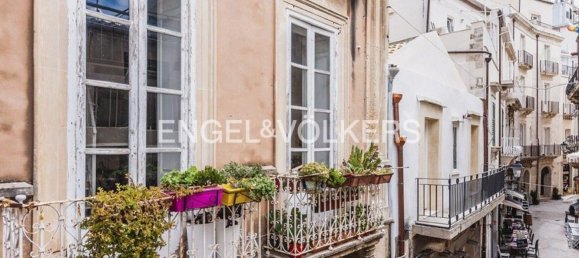 Дуплекс с 15 комнатами в Сиракузы, Италия № 245538 16